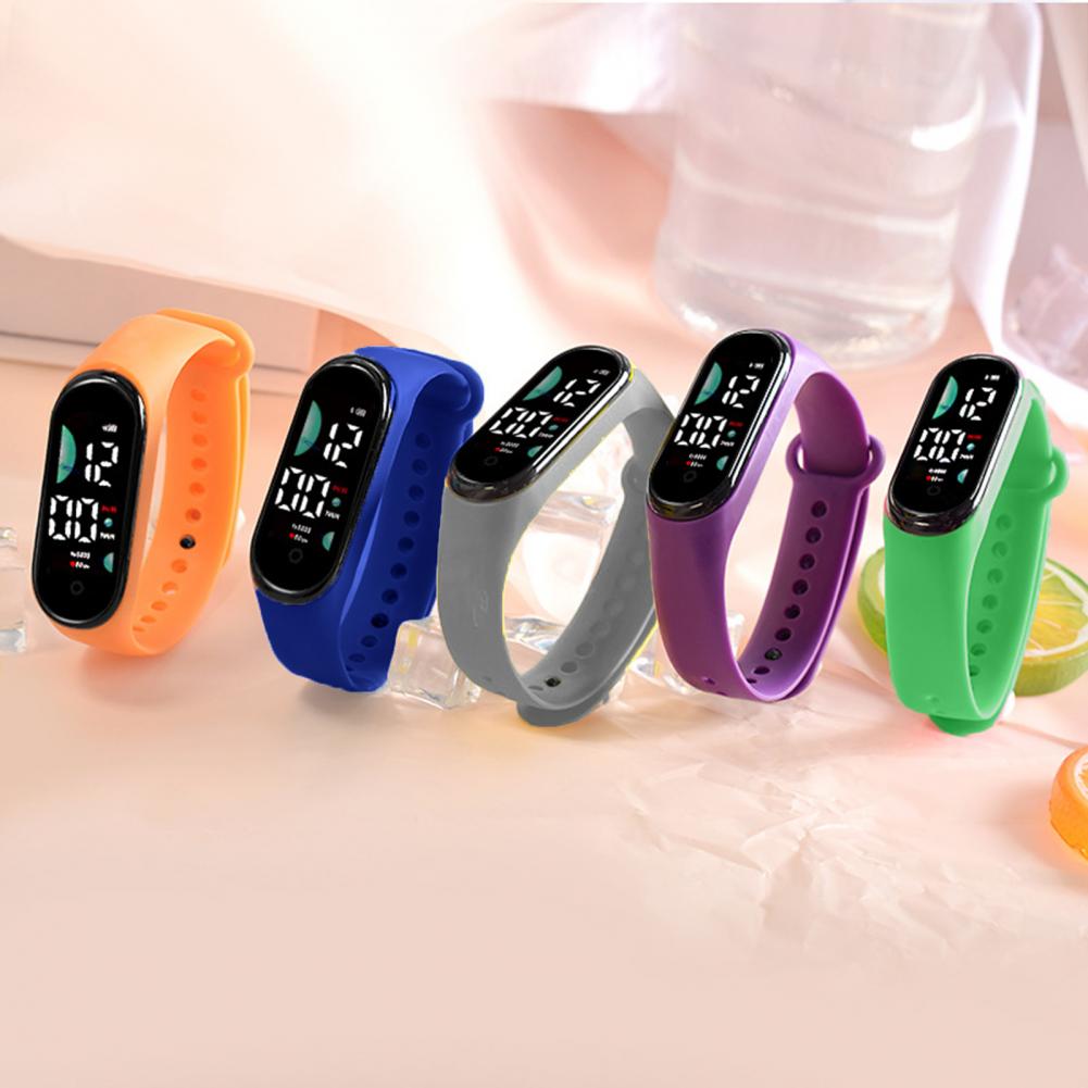 Smartwatch Touch - 子供のためのデジタルLED腕時計,防水ブレスレット,腕時計,漫画,誕生日プレゼント,男の子,女の子